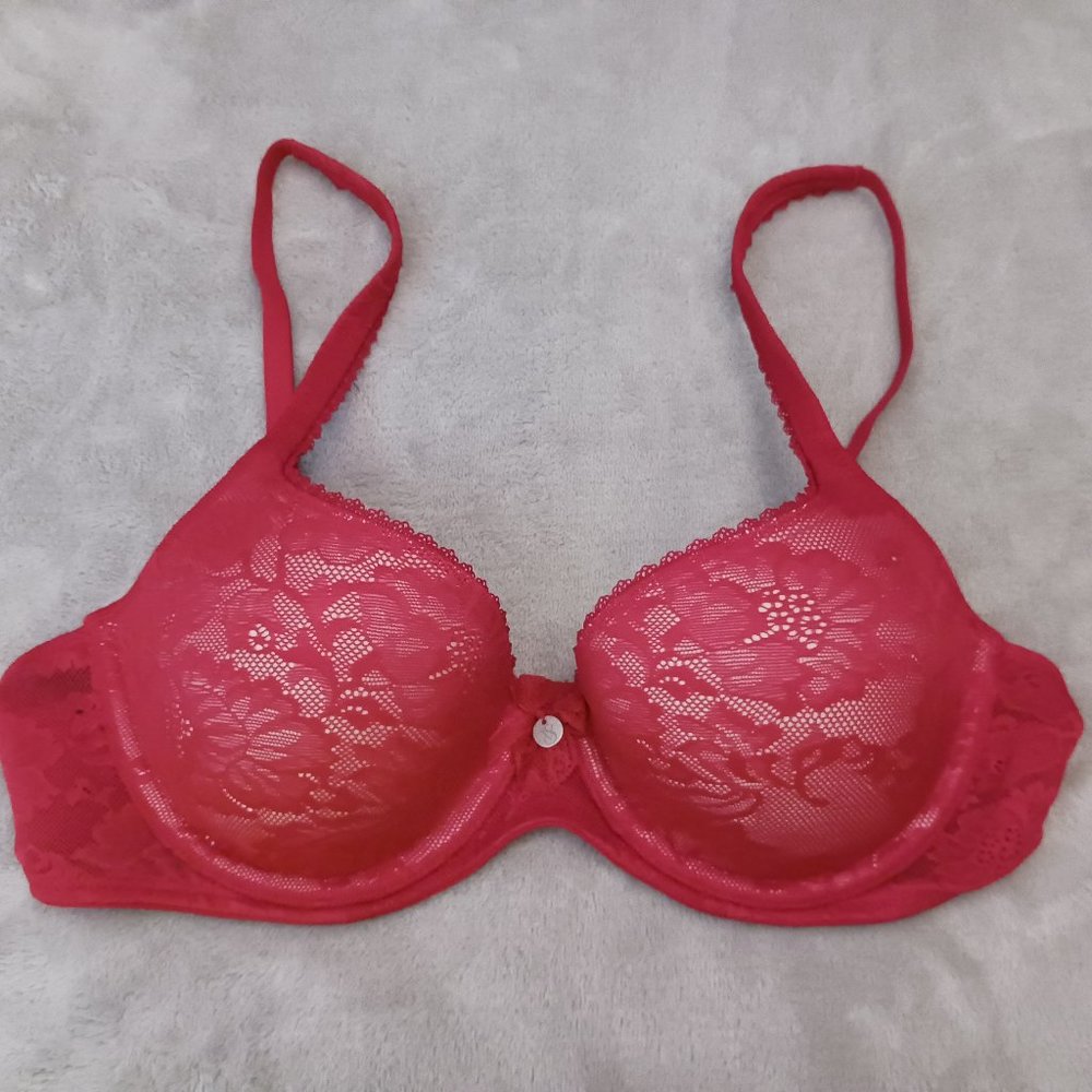 VS Red Lace Demi Bra